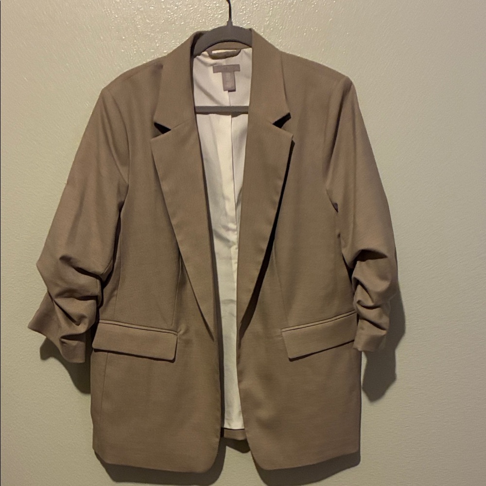 H&M Women's Tan Blazer